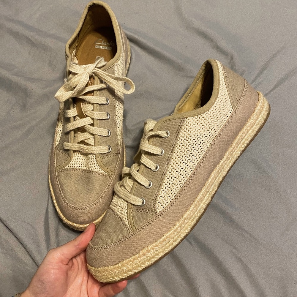Womens Clark’s shoes